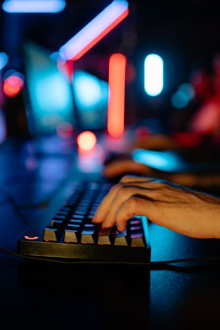 世界杯情报:乌拉圭两大主力中卫无缘出战沙特